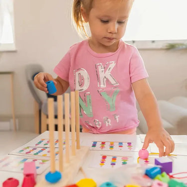 BeadyMatch | Aprender colores y jugar al mismo tiempo – Rompecabezas de cuentas Montessori
